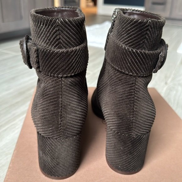 Gianvito Rossi brown corduroy booties - Picture 4 of 9